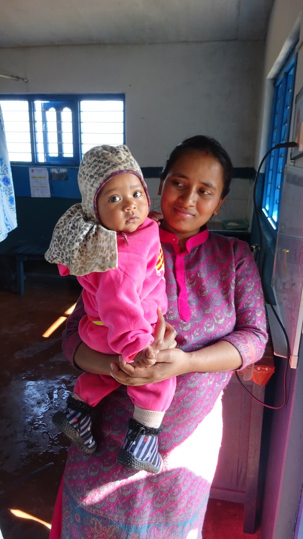 Krishna notre aide soignante et son Bébé